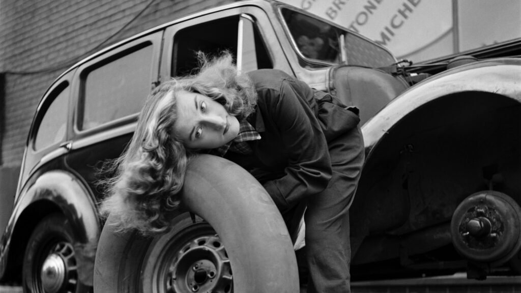 Why Did Car Tires Switch From Inner Tubes To A Tubeless Design?