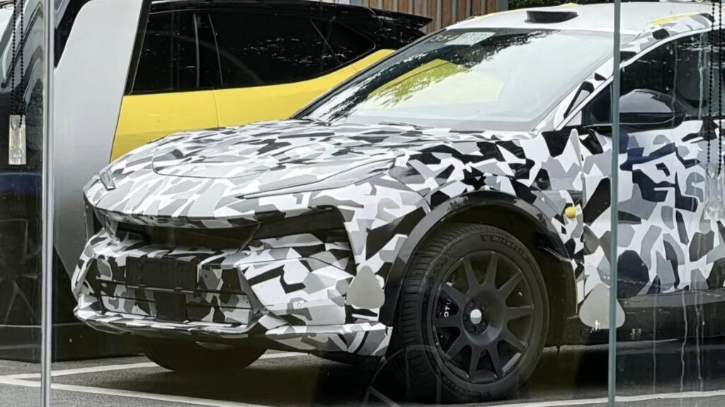 Lotus Is Dropping A Gas Motor In The Eletre, But Don't Get Too Excited