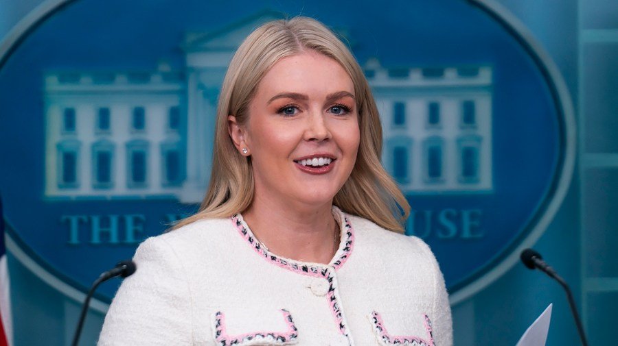 Karoline Leavitt announces pregnancy