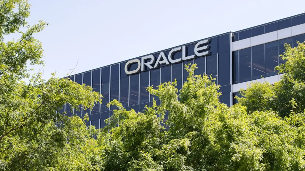 AI chip and tech stocks are falling again after gloomy Oracle earnings reignite bubble fears. Here’s the latest