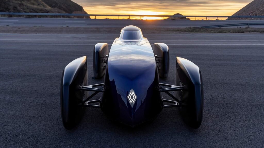 Renault Sets EV Range Record At Highway Speeds With Standard Battery