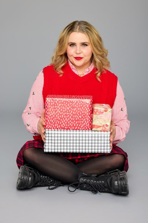 Mae Whitman On Her Hallmark Holiday Series, Chosen Family, & New Motherhood