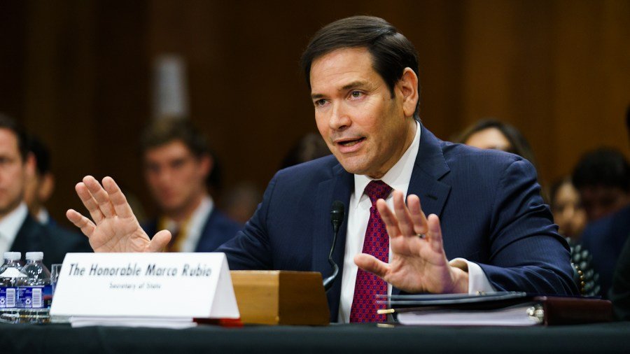Rubio says oil companies were not tipped off about Venezuela operation, contradicting Trump