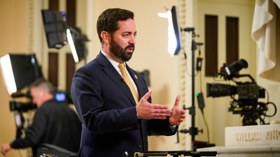 Republicans speak out on Omar attack: 'Completely unacceptable'
