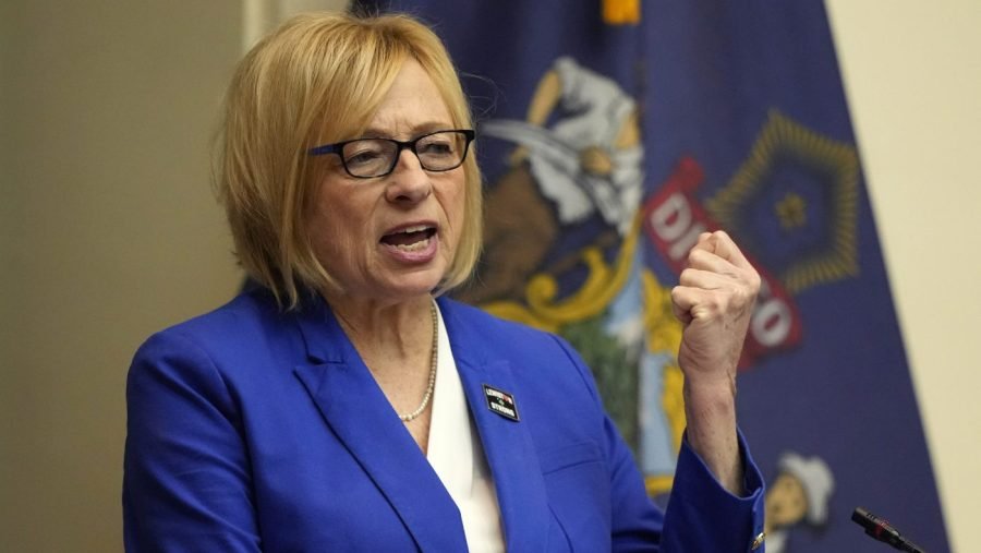 Mills says Collins's Venezuela vote 'a day late and a dollar short'