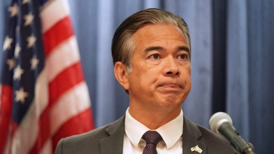 California sues Trump administration over approval of oil pipelines near coast