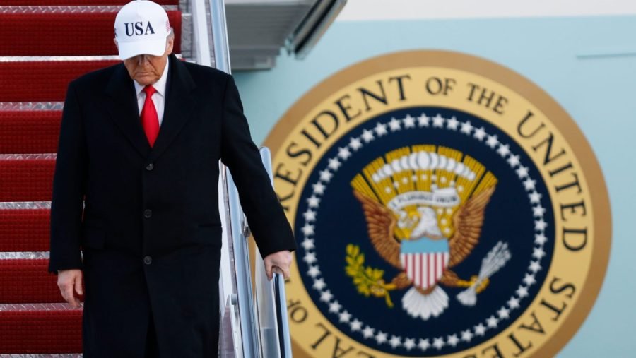 Live updates: White House ups pressure on Greenland