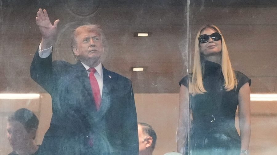 Trump attends college football national championship 