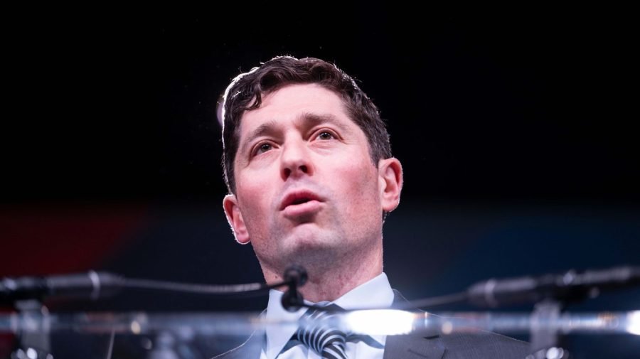 'Disappointed' Frey vows to appeal latest setback in bid to force ICE out of Minnesota