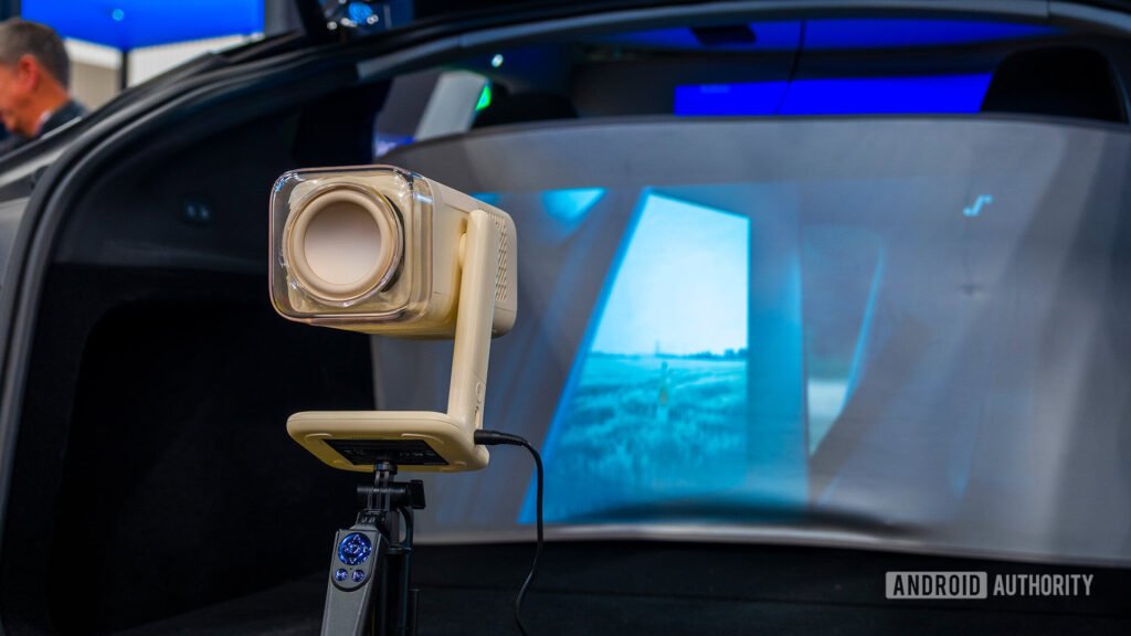 Aurzen’s CES lineup takes portable projection to the next level