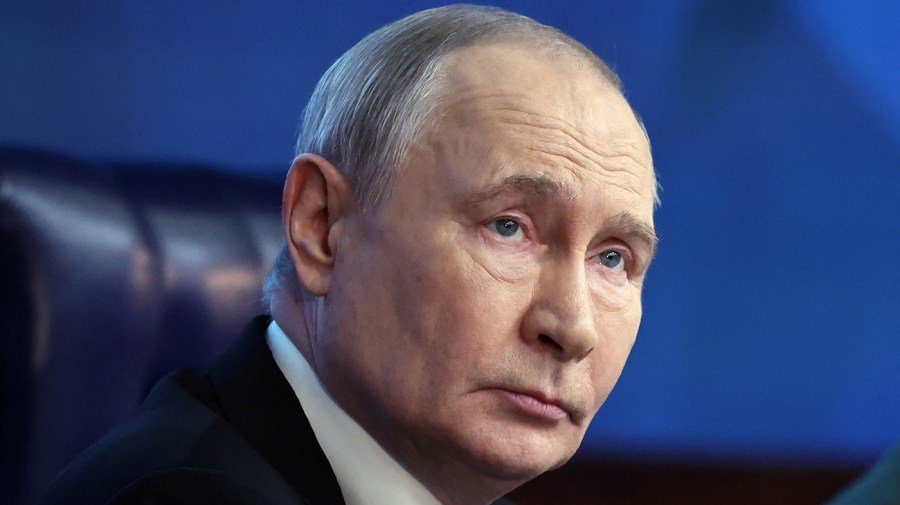 Iran’s regime has learned from Putin how to handle Trump’s warnings: ignore them