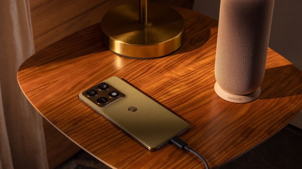 Motorola Signature phone is here with 7 years of updates, access to luxury experiences