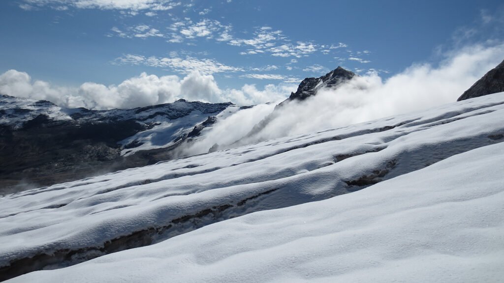 Los glaciares se están calentando más lentamente de lo esperado, pero no por mucho tiempo