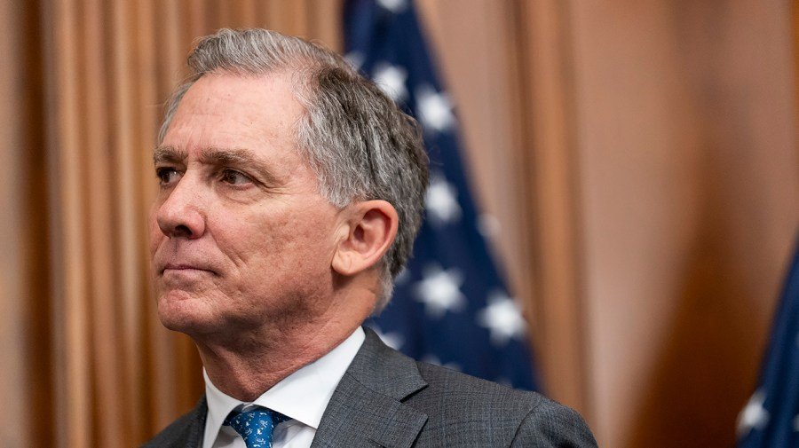 Top Financial Services Republican: Powell investigation an 'unnecessary distraction'