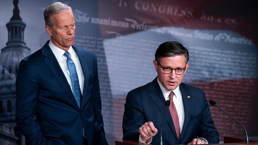 Johnson, Thune say Venezuela operation didn't require prior authorization