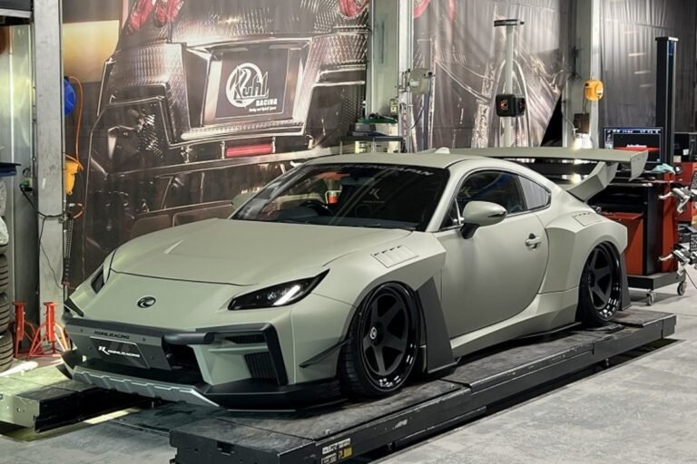 This GR86 Looks Like a Gundam After Getting Extreme Aero and a Three-Stage Wing