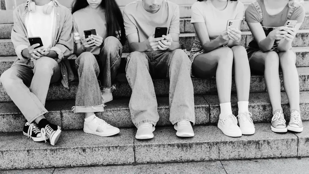 France just approved a social media ban for kids under 15