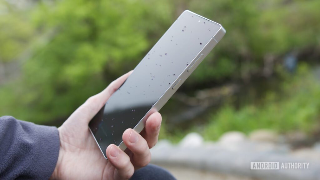 Samsung leak may have answered a lingering question about the new Privacy Display feature