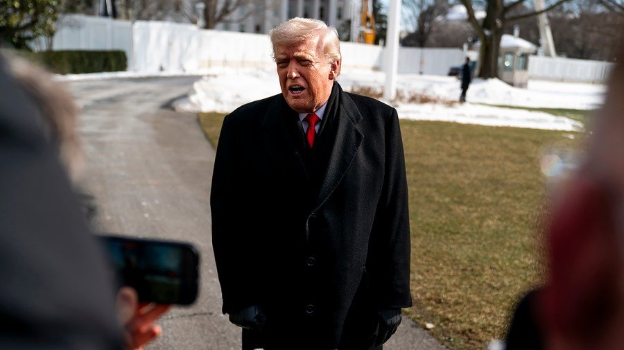 Trump approval among independent voters hits new low: Poll