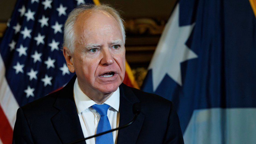 Walz: Trump overseeing Pretti shooting investigation 'so wrong on so many levels'