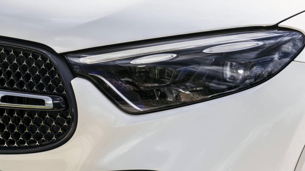 Cheapest Luxury SUVs for 2026 | Luxury SUVs With The Best Value | CarBuzz