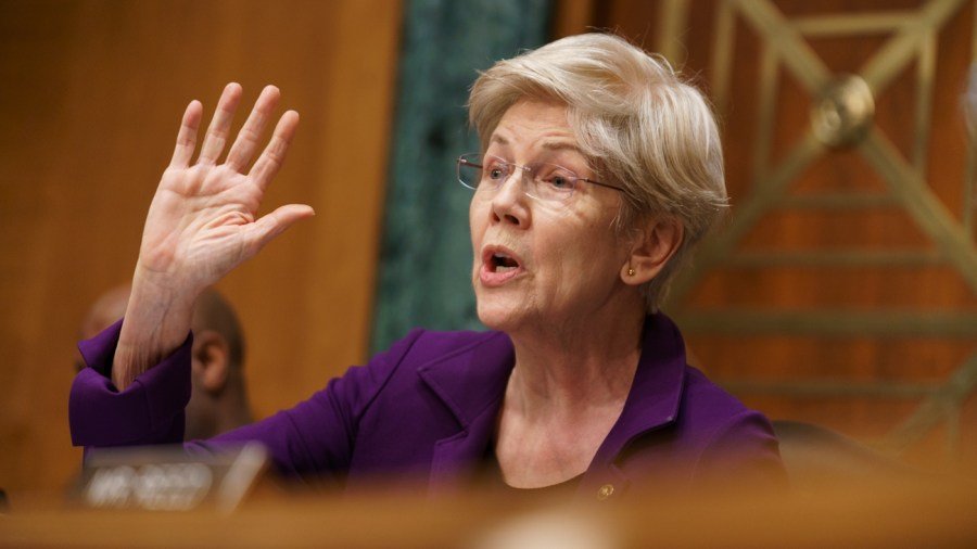 Democrats seek to weaponize Trump tariffs against GOP