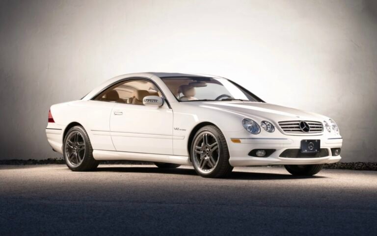 3,300-Mile Mercedes-AMG CL65 V12 Just Sold for Over $303,303