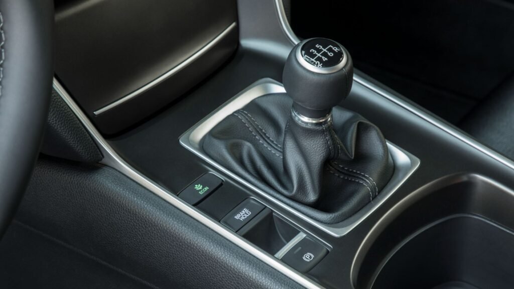 The Final Manual Honda Accord: Pricing and Features