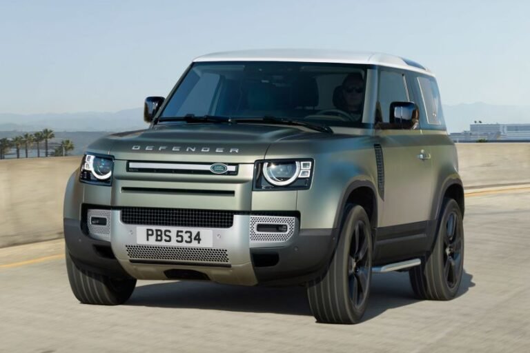 Car Deal of the Day: Land Rover Defender is unmissable value at £545 a month