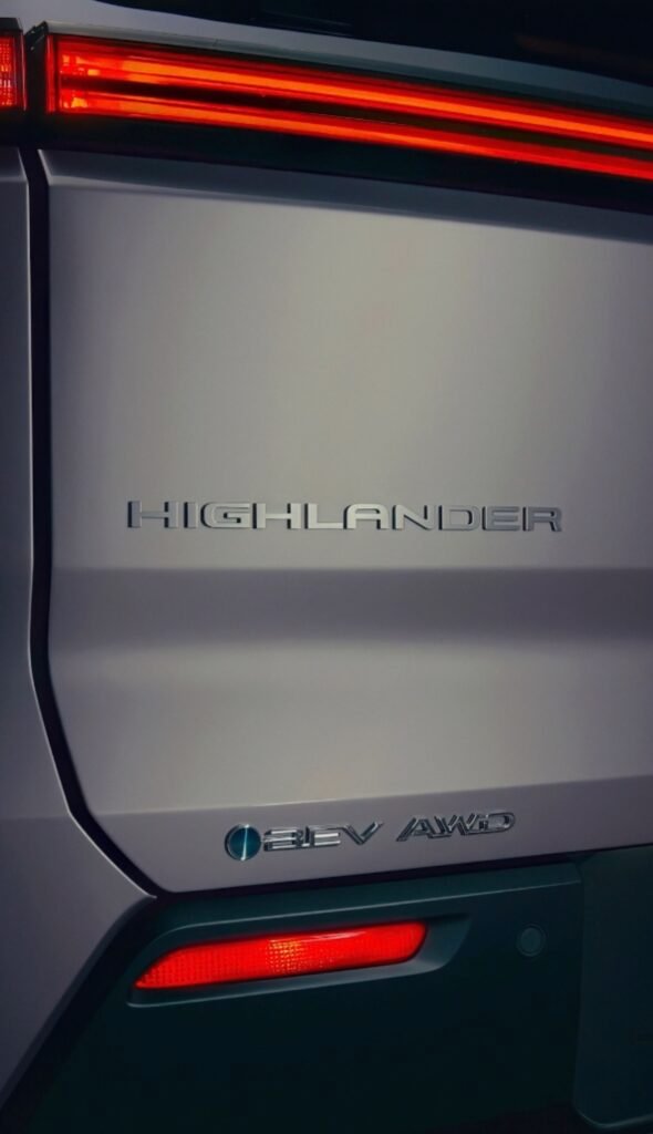 Toyota Confirms 2027 Highlander Will Be Electric, Debut Set for February 10