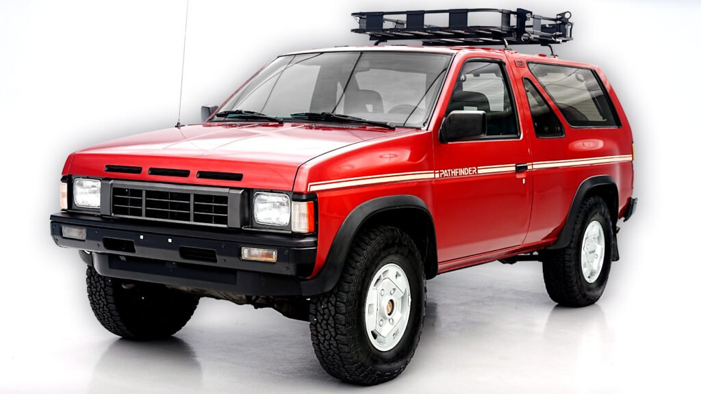 Nissan Plans To Sell Two Entirely Different Pathfinders Under One Name