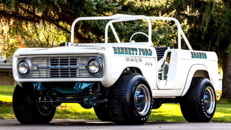 This Ford Bronco Dropped Its Front Brakes To Go Faster