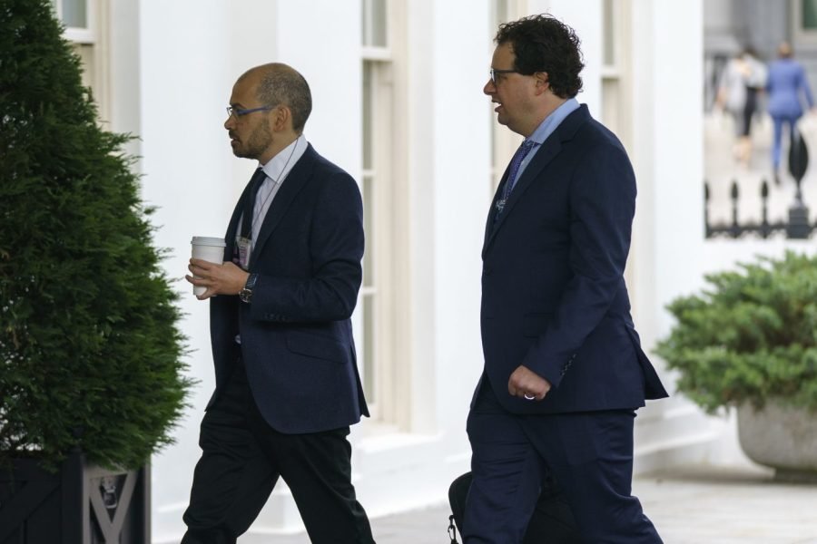 Anthropic donates to pro-AI safeguards group