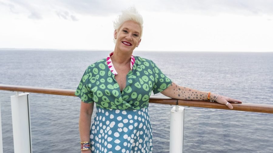 Chef Anne Burrell left suicide note morning of her death, police say