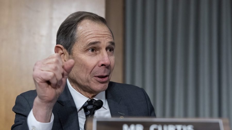 GOP Sen. John Curtis praises Supreme Court ruling against Trump tariffs
