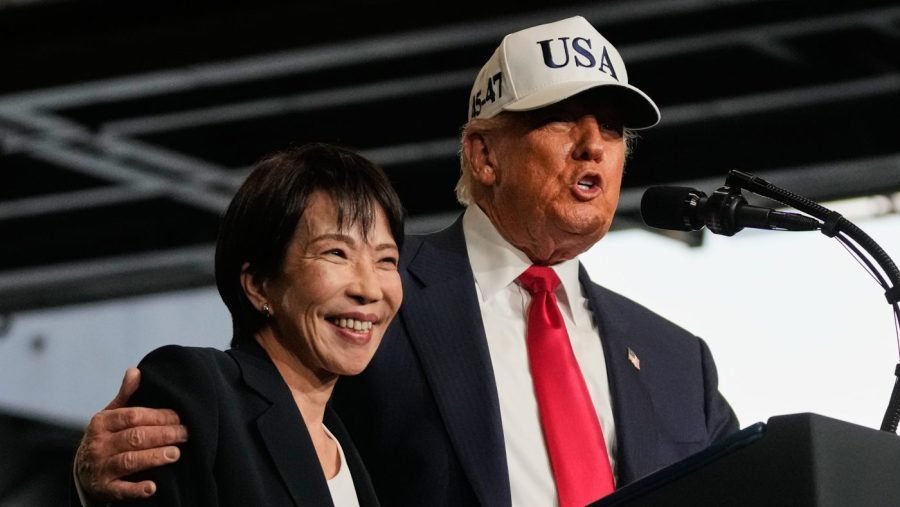 Trump announces visit from Japan prime minister