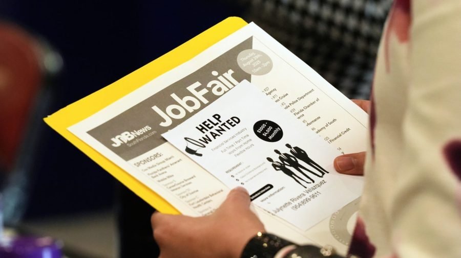 Job openings fewest since 2020: BLS