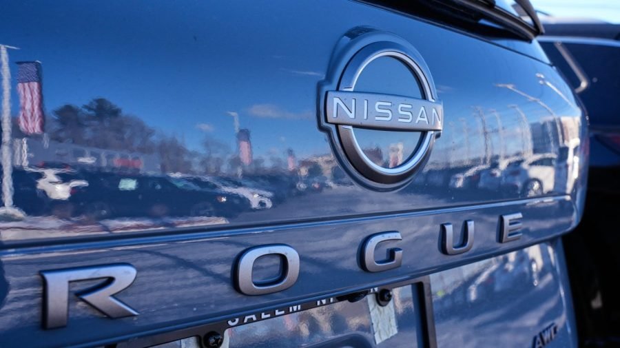 More than 320K Nissan vehicles recalled over defect that could lead to crash