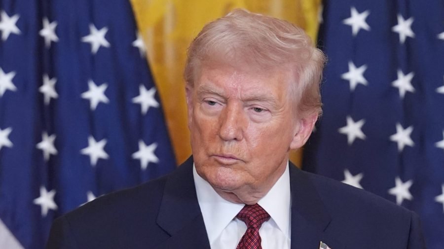 Trump approval on immigration slips among independents: Poll