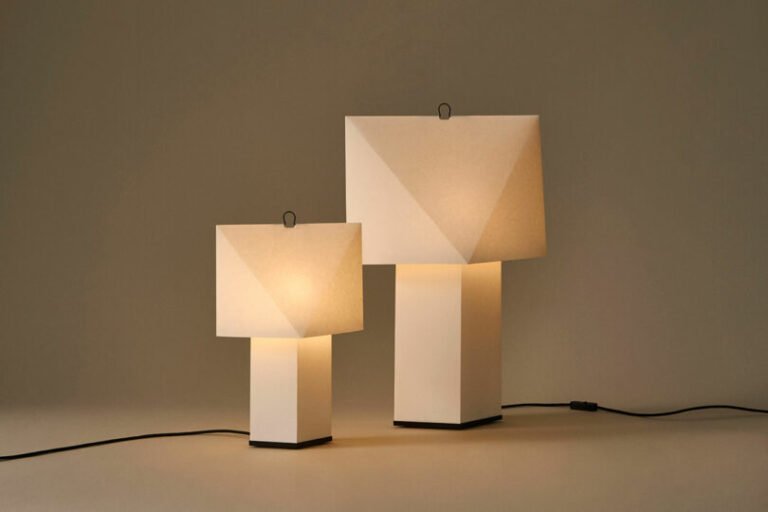 The Aplat Table Lamp by CPRV Is Light As Paper
