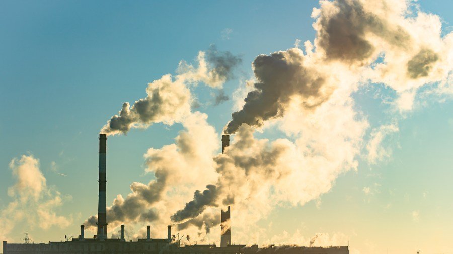 Power plant pollution rose last year, green group analysis finds