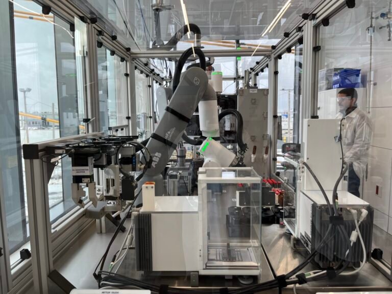 How AI, automated labs and CDMOs are replacing agrifood’s 100-year-old R&D playbook