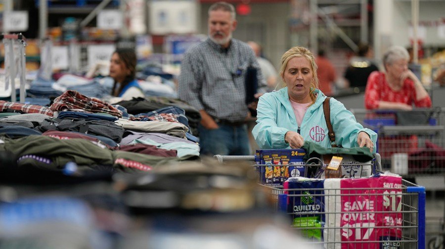 Annual inflation rate fell to 2.4 percent in January, below expectations