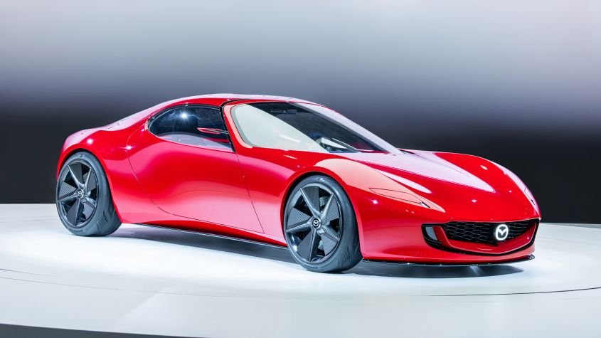 A new Mazda RX-7 successor with rotary power could happen