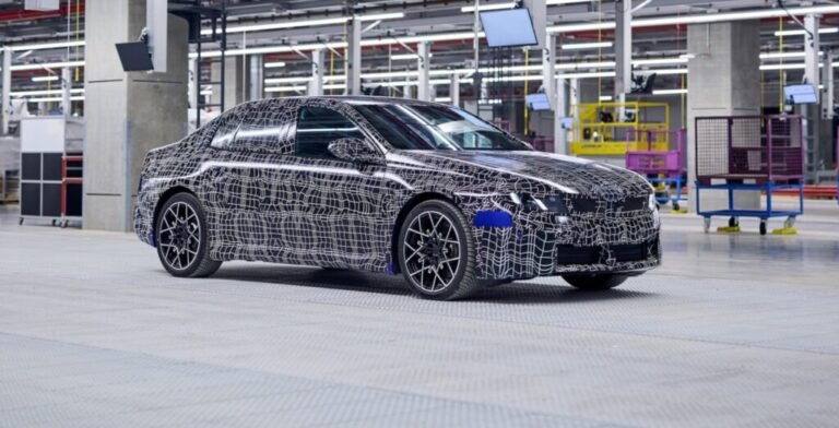 BMW Begins Pre-Series Production of Electric i3 at Munich Plant