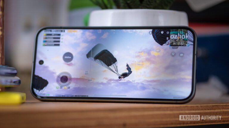 Don’t buy a new phone just for gaming, last-gen flagships still perform just as well