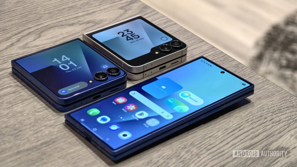 Samsung’s ‘Wide’ Galaxy Z Fold might include a clever way to save your screen from damage