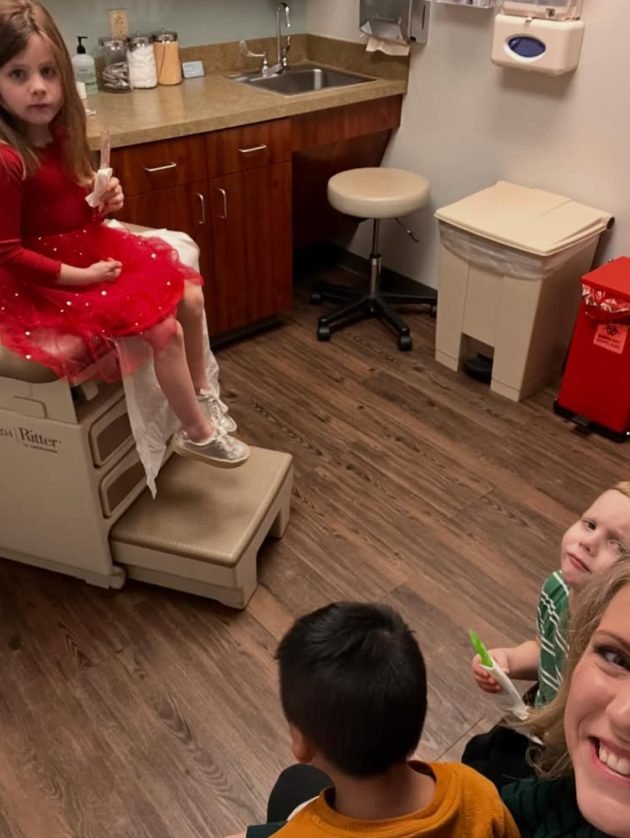 Week 8: A Peek Into This Past Week + What I’m Reading, Listening to, and Watching!