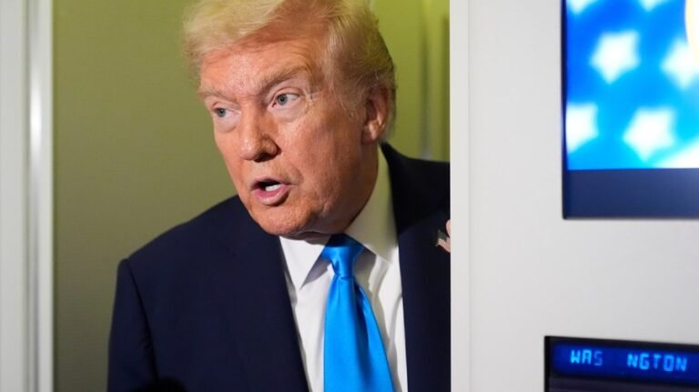 Trump keeps world guessing on Iran