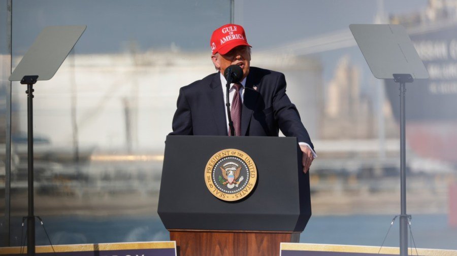 Trump calls out to Texas GOP Senate candidates, stops short of endorsement